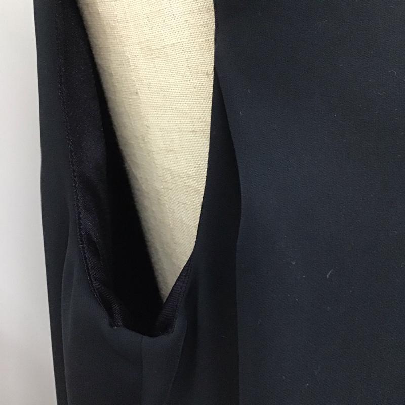 ナチュラルビューティーベーシック NATURAL BEAUTY BASIC ワンピース ひざ丈スカート 017-6240130 ノースリーブ M 無地 紺 / ネイビー /  レディース USED 古着 中古 10110887