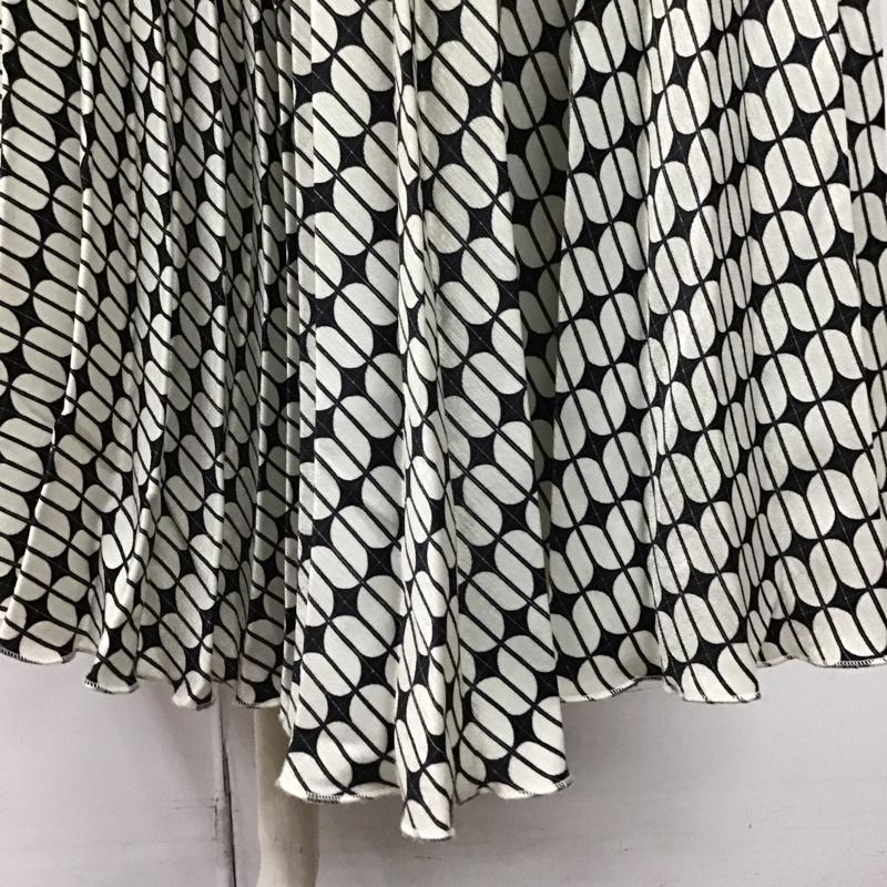 ザラ ZARA スカート ロングスカート 3564 216 064 プリーツスカート ベルト付き S 総柄 黒 / ブラック / X アイボリー / アイボリー /  レディース USED 古着 中古 10118500