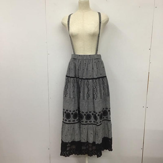サマンサモスモス Samansa Mos2 スカート ロングスカート 2500169 kazumi コラボ サス付き刺繍スカート FREE 刺繍 黒 / ブラック / X 白 / ホワイト /  レディース USED 古着 中古 10144440