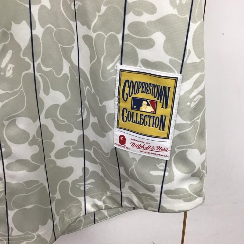 アベイシングエイプ A BATHING APE シャツ、ブラウス 半袖 Mitchell Ness NEWYORKYANKEESABCCAMOJERSEY ベースボールシャツ XL プリント 灰 / グレー /  メンズ USED 古着 中古 10141012