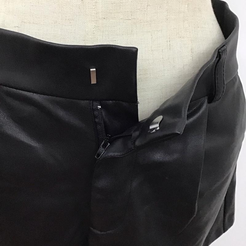 ザラ ZARA パンツ ショートパンツ 7901 291 800 フェイクレザー XS 無地 黒 / ブラック /  レディース USED 古着 中古 10113004