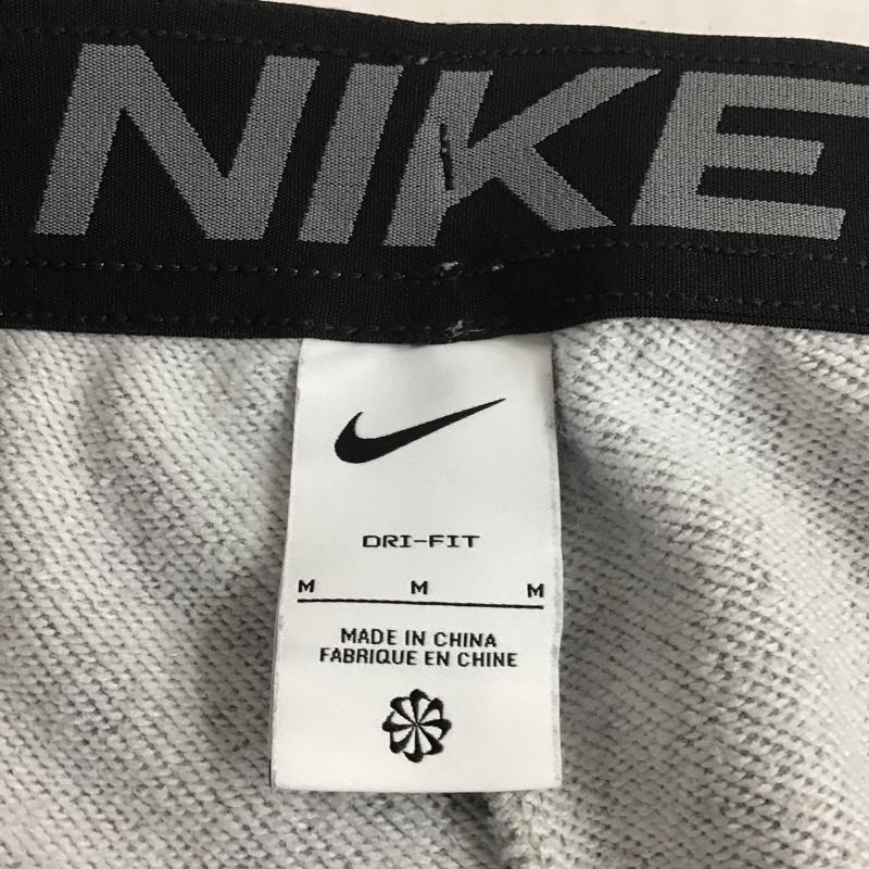 ナイキ NIKE ボトムス ボトムス cz6380-063 テーパードトレーニングパンツ スウェットパンツ スポーツウェア M ロゴ、文字 灰 / グレー /  メンズ USED 古着 中古 10109792