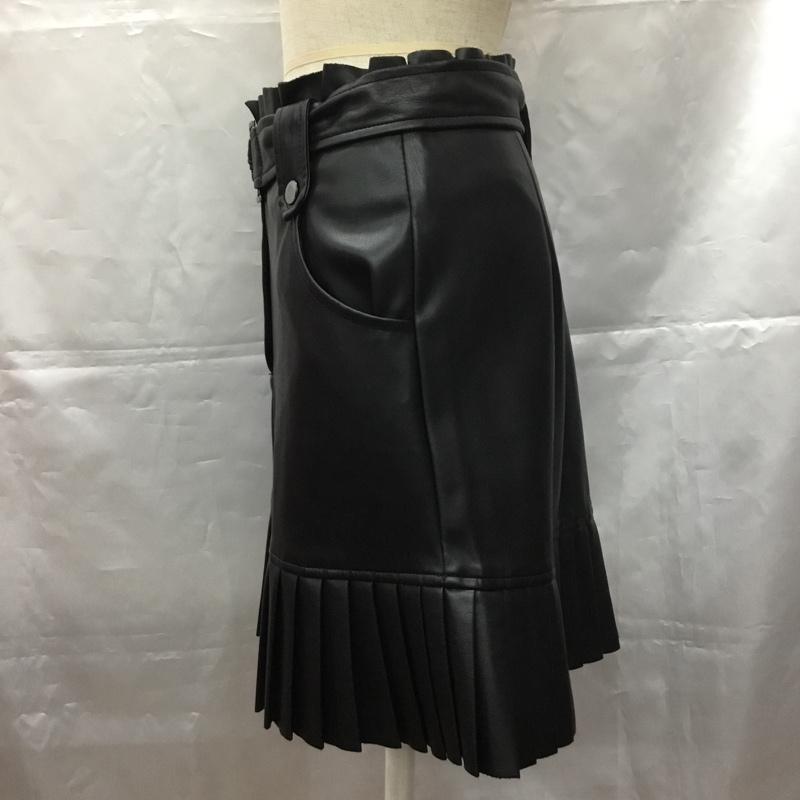 ザラ ZARA スカート ミニスカート 3046 276 800 フェイクレザー プリーツ XS 無地 黒 / ブラック /  レディース USED 古着 中古 10107287