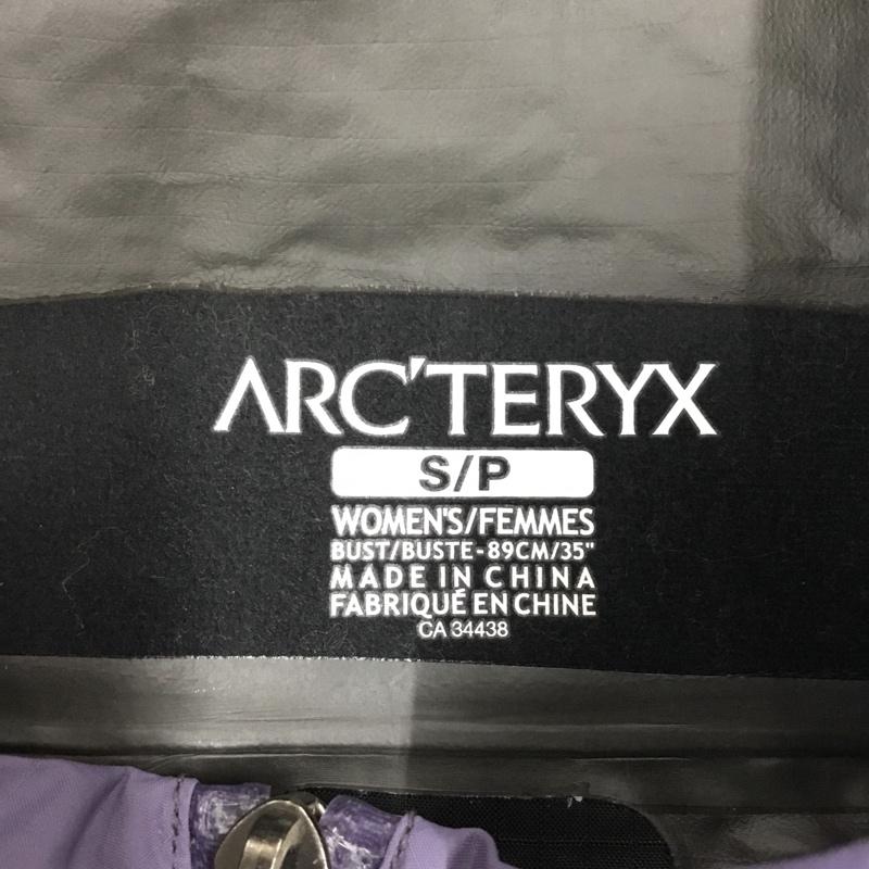 アークテリクス ARC TERYX ジャケット、上着 ジャケット、ブレザー 10969-61786 ゴアテックスジャケット S ロゴ、文字 紫 / パープル /  レディース USED 古着 中古 10107454