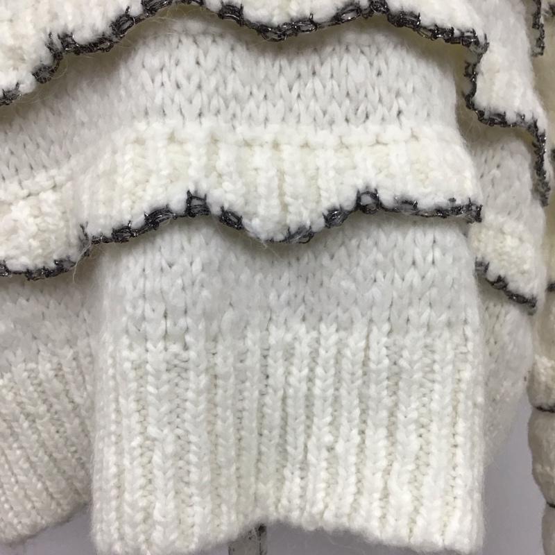 ザラ ZARA ニット、セーター 長袖 6771 121 712 ラメ糸 フリル クルーネック S 無地 白 / ホワイト / X 黒 / ブラック /  レディース USED 古着 中古 10122642