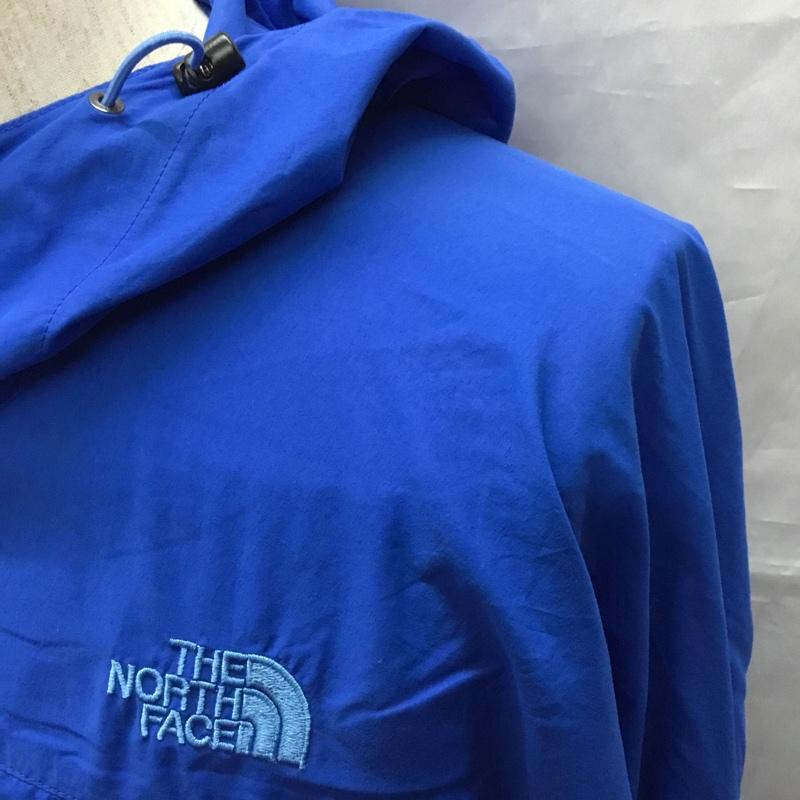 ザノースフェイス THE NORTH FACE ジャケット、上着 ジャケット、ブレザー NP21210 エボリュ－ション ジャケット L ロゴ、文字 青 / ブルー /  メンズ USED 古着 中古 10115687