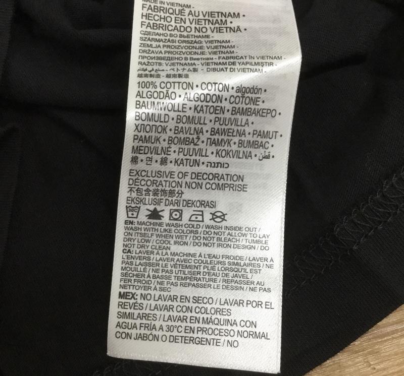 ナイキ NIKE Tシャツ 半袖 86E765-023 116-122cm 6-7YRS タグ付き L ロゴ、文字 黒 / ブラック /  ボーイズ USED 古着 中古 10133021