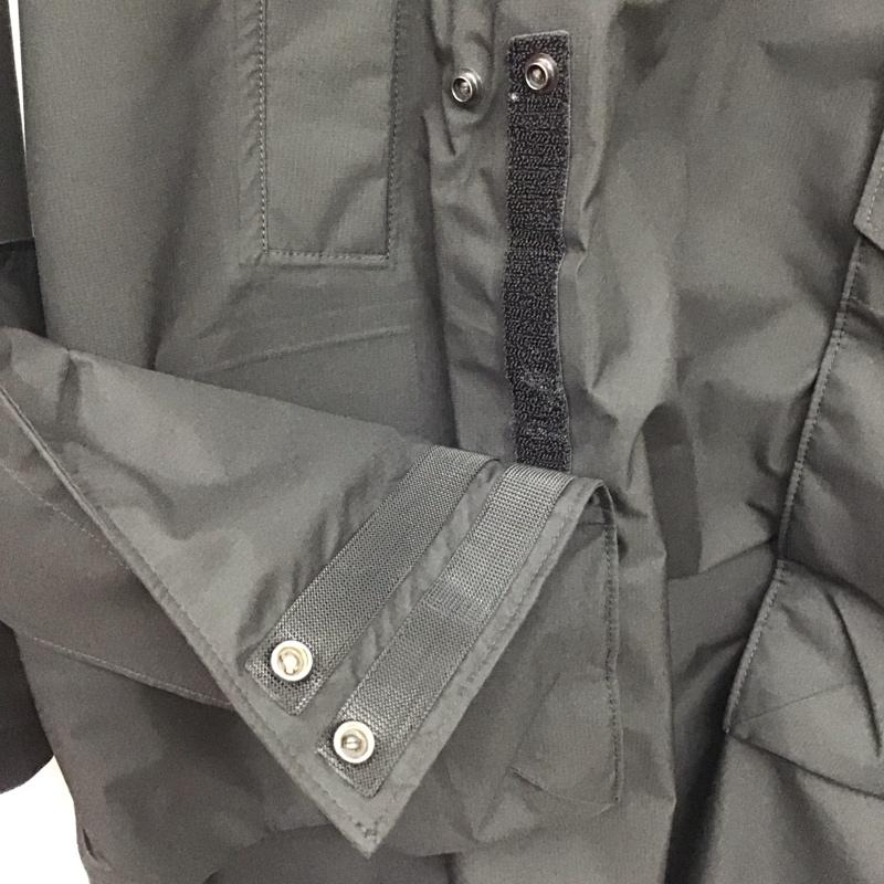 ストーンアイランド STONE ISLAND ジャケット、上着 ジャケット、ブレザー 7515711g2 コート ゴアテックス プルオーバージャケット M ロゴ、文字 黒 / ブラック /  メンズ USED 古着 中古 10142090