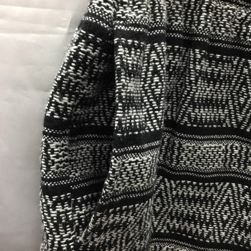 クーティープロダクションズ COOTIE PRODUCTIONS パンツ ショートパンツ cte-19s108 MexicanJacquardEasyShorts ハーフパンツ ショートパンツ カジュアルパンツ M 総柄 白 / ホワイト / X 黒 / ブラック /  メンズ USED 古着 中古 10117717