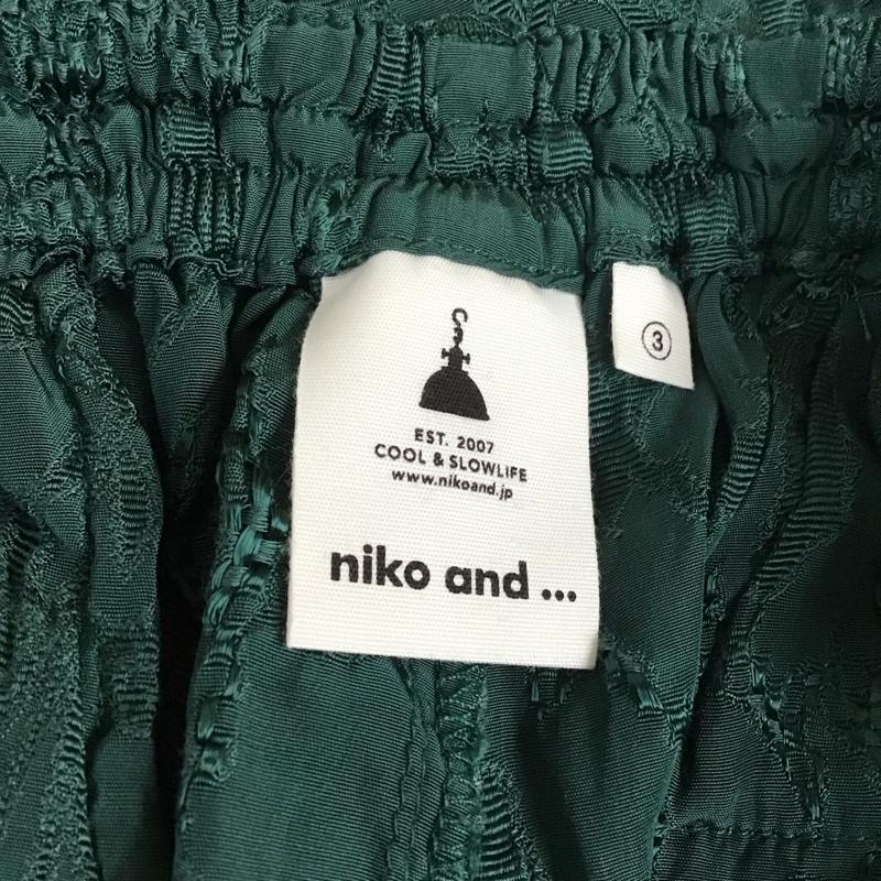 ニコアンド niko and... パンツ ワークパンツ、ペインターパンツ レースパンツ カジュアルパンツ ワイドパンツ 3 総柄 緑 / グリーン /  レディース USED 古着 中古 10113837