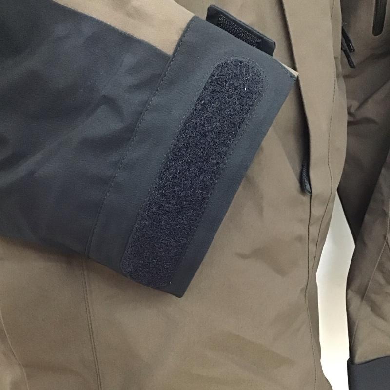 ザノースフェイス THE NORTH FACE ジャケット、上着 ジャケット、ブレザー np61800 MountainJacket ジップアップジャケット アウター M ロゴ、文字 茶 / ブラウン /  メンズ USED 古着 中古 10118087