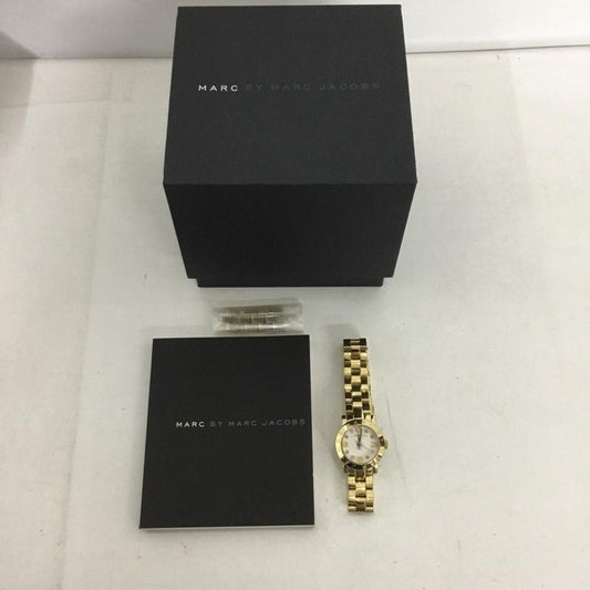 マークジェイコブス MARCJACOBS 腕時計 アナログ（クォーツ式） 111308 箱有 ロゴ、文字 金 / ゴールド /  レディース USED 古着 中古 10129001