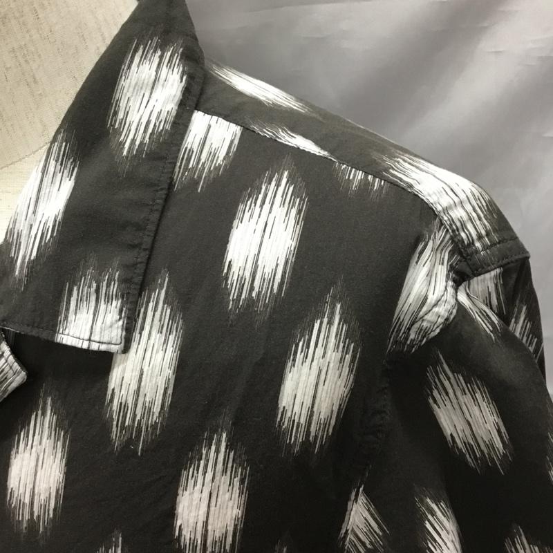 リーバイス Levi s シャツ、ブラウス 半袖 半袖シャツ カラーシャツ 半袖カットソー 総柄シャツ M プリント マルチカラー / マルチカラー /  メンズ USED 古着 中古 10116684