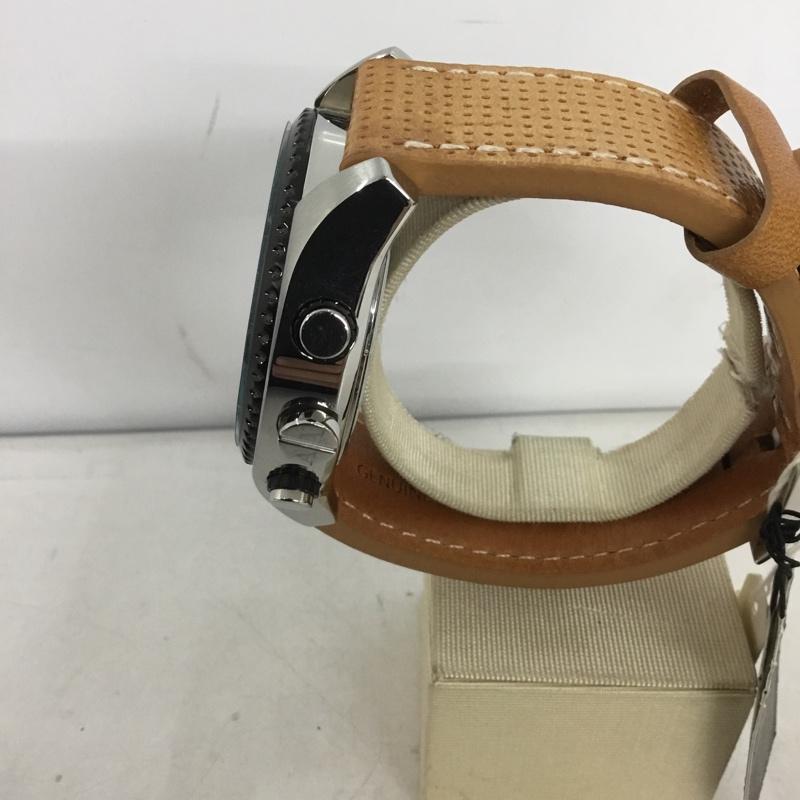 アルマーニエクスチェンジ A/X ARMANIEXCHANGE 腕時計 アナログ（クォーツ式） AX1608 レザーベルト ロゴ、文字 茶 / ブラウン /  メンズ USED 古着 中古 10135205