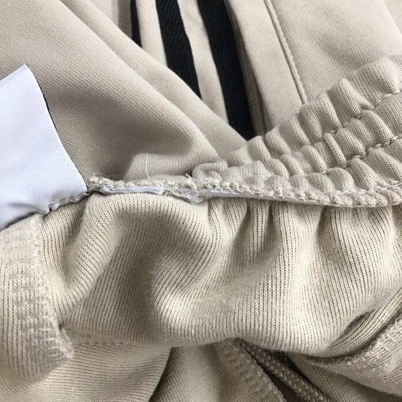 アディダス adidas パンツ ワークパンツ、ペインターパンツ ワイドパンツ カジュアルパンツ ワークパンツ スポーツウェア ロゴ、文字 ベージュ / ベージュ /  メンズ USED 古着 中古 10140128