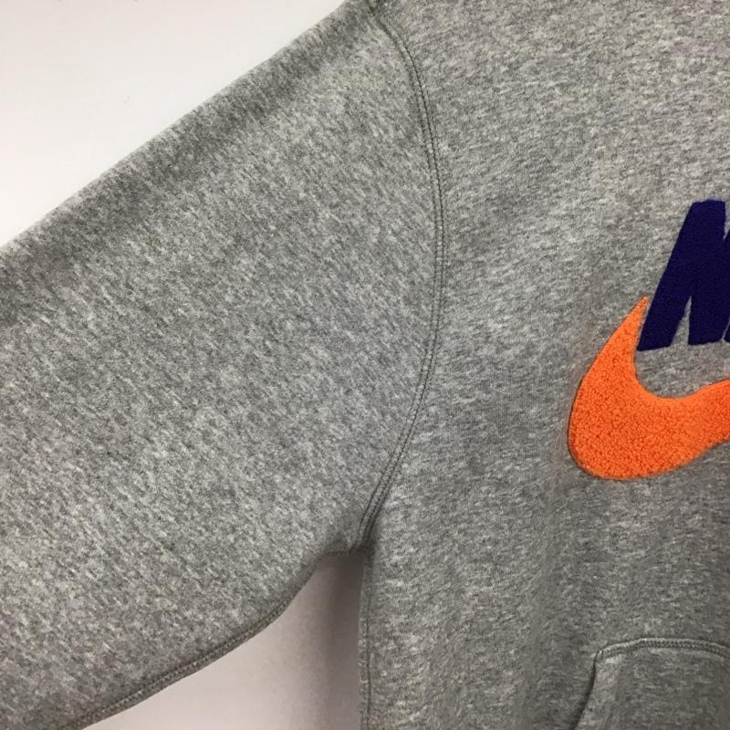 ナイキ NIKE パーカー 長袖 FN3105-063 長袖パーカー プリントスウェット プルオーバー M ロゴ、文字 灰 / グレー /  メンズ USED 古着 中古 10131985