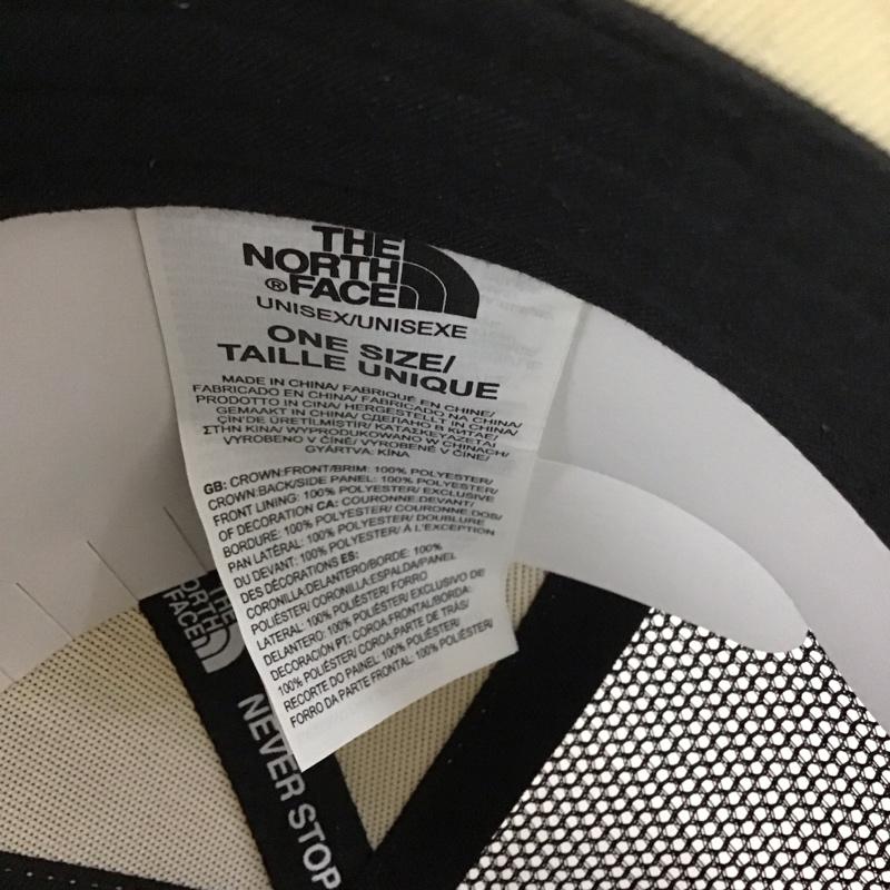 ザノースフェイス THE NORTH FACE 帽子 キャップ NF0A5FXA MUDDER TRUCKER メッシュキャップ タグ付き ロゴ、文字 ベージュ / ベージュ /  メンズ USED 古着 中古 10132510