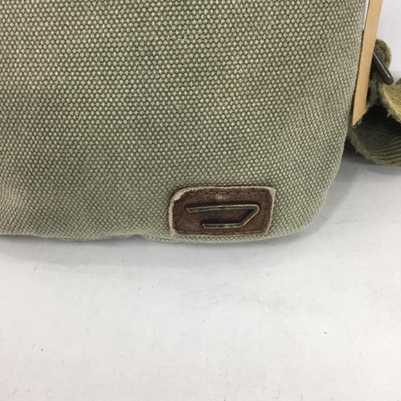 ディーゼル DIESEL ショルダーバッグ ショルダーバッグ ミリタリー タグ付き ロゴ、文字 カーキ / カーキ /  メンズ USED 古着 中古 10132722