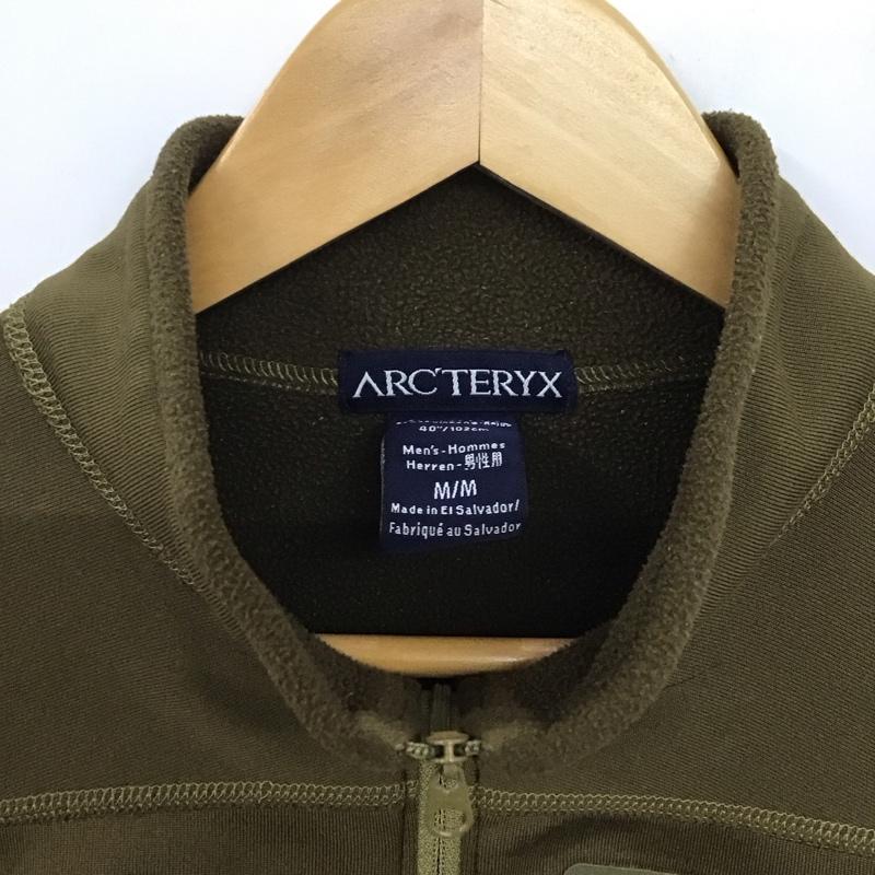 アークテリクス ARC TERYX ジャケット、上着 ジャケット、ブレザー プルオーバー長袖カットソー ジップネック 長袖ジャケット M ロゴ、文字 カーキ / カーキ /  メンズ USED 古着 中古 10141420