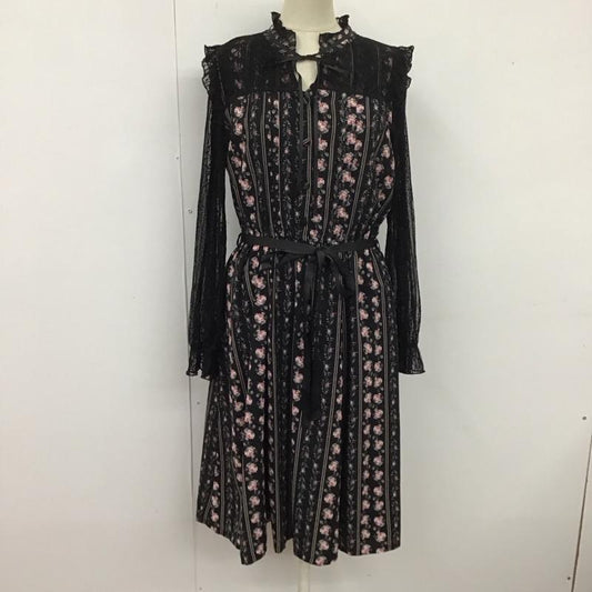 アクシーズファム axes femme ワンピース ひざ丈スカート M 総柄 X 花柄 黒 / ブラック /  レディース USED 古着 中古 10124893