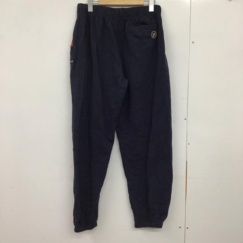 ナインティナインティ 9090 パンツ ワークパンツ、ペインターパンツ スウェットパンツ ワイドパンツ カジュアルパンツ M ロゴ、文字 紺 / ネイビー /  メンズ USED 古着 中古 10151163