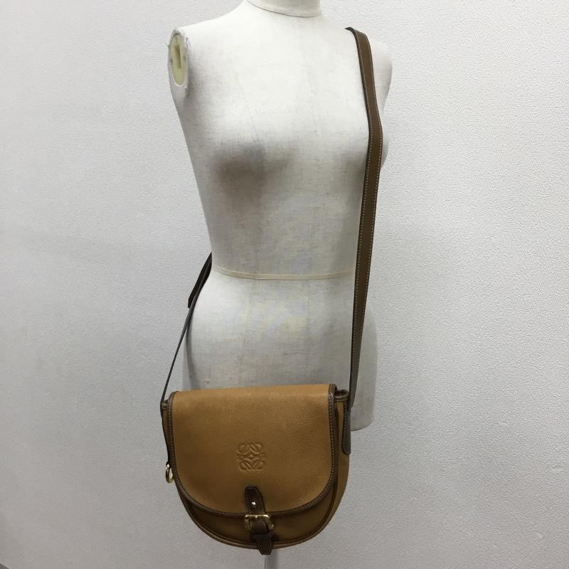 ロエベ LOEWE ショルダーバッグ ショルダーバッグ アナグラム ワンポイント 茶 / ブラウン / X キャメル / キャメル /  レディース USED 古着 中古 10119109