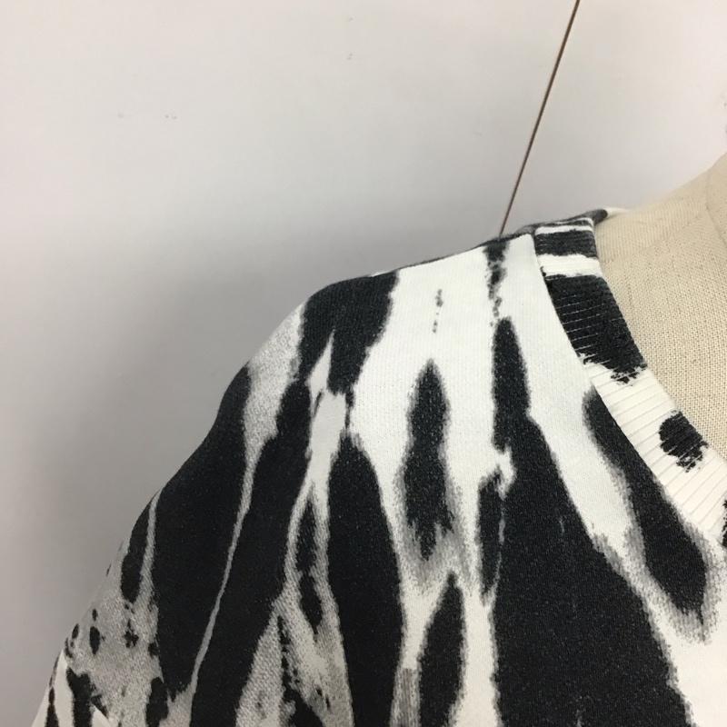 ザラ ZARA トレーナー 長袖 スウェット クルーネック M 総柄 白 / ホワイト / X 黒 / ブラック / X 水色 / ライトブルー /  レディース USED 古着 中古 10119604