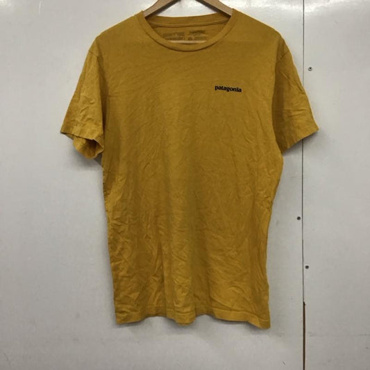 パタゴニア patagonia Tシャツ 半袖 39151sp18 半袖カットソー プリントTシャツ クルーネックカットソー M ロゴ、文字 黄 / イエロー /  メンズ USED 古着 中古 10140962