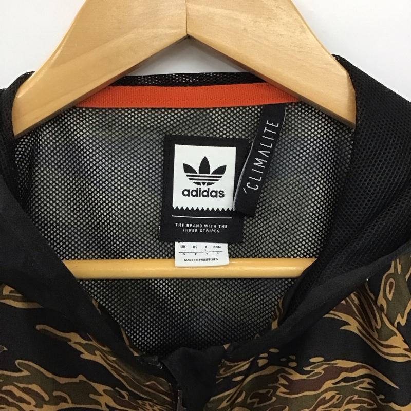 アディダス adidas ジャケット、上着 ジャンパー、ブルゾン dh3886 ウインドジャケット ナイロンジャケット L プリント マルチカラー / マルチカラー /  メンズ USED 古着 中古 10146742