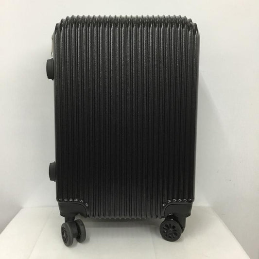 マキコーポレーション MAKI CORPORATION スーツケース、トランク スーツケース、トランク 5401-48 機内持込サイズ タグ付き キャリーケース 無地 黒 / ブラック /  メンズ USED 古着 中古 10131642