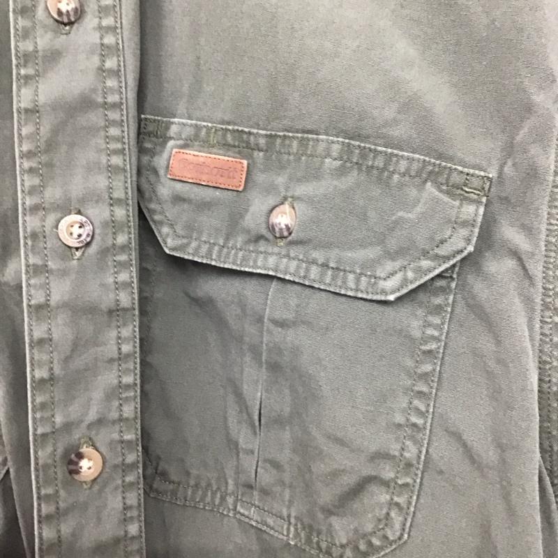 カーハート Carhartt シャツ、ブラウス 半袖 半袖シャツ 無地シャツ ポケットシャツ M ロゴ、文字 カーキ / カーキ /  メンズ USED 古着 中古 10146716