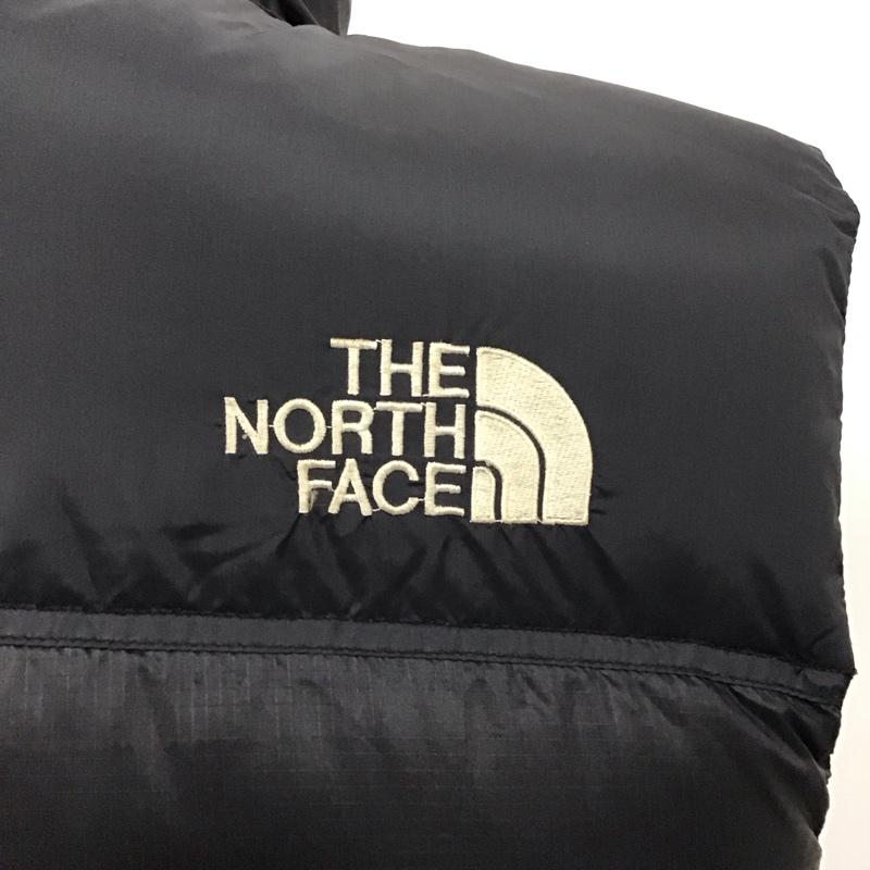 ザノースフェイス THE NORTH FACE ベスト ベスト ダウンベスト ノースリーブカットソー ジップアップジャケット M ロゴ、文字 黒 / ブラック /  メンズ USED 古着 中古 10122132