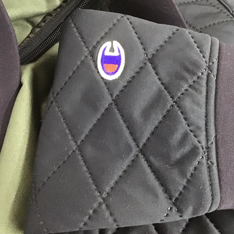 チャンピオン Champion パーカー 長袖 c3-ss613 ジップアップパーカー アウター M ロゴ、文字 紺 / ネイビー /  メンズ USED 古着 中古 10145274