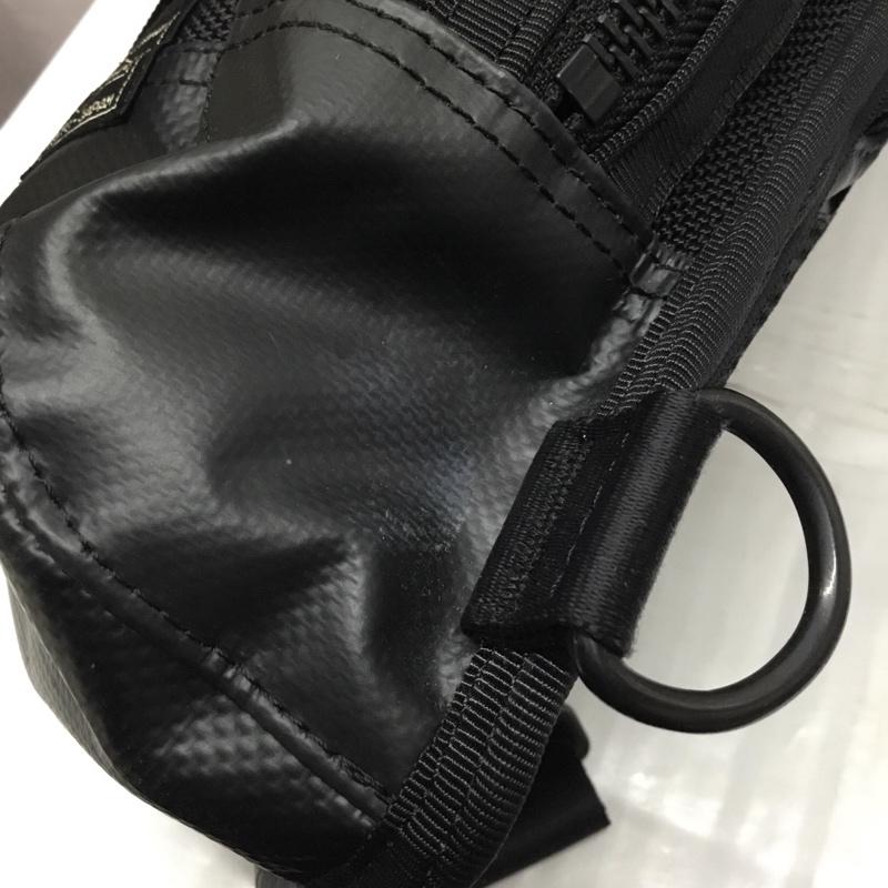 ポーター PORTER ボディバッグ ボディバッグ ヒート スリングショルダーバッグ ワンショルダー ロゴ、文字 黒 / ブラック /  メンズ USED 古着 中古 10111990