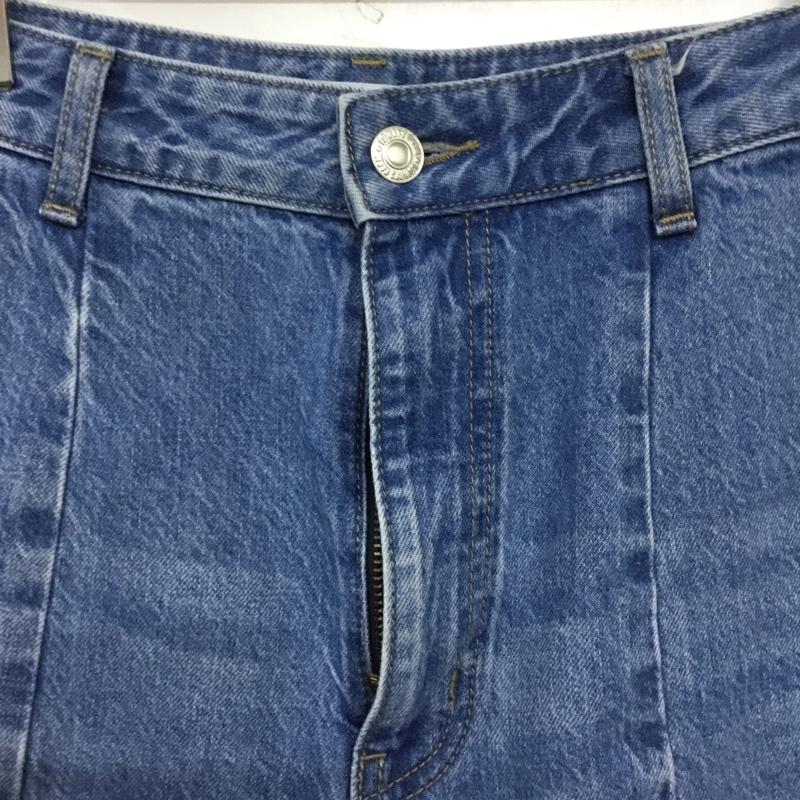 ローリーズファーム LOWRYS FARM パンツ デニム、ジーンズ LF524036AD 裾スリット L 無地 青 / ブルー /  レディース USED 古着 中古 10144646