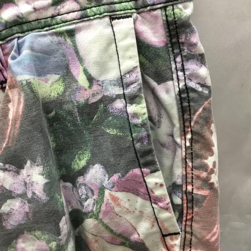 リプレイ REPLAY パンツ ショートパンツ 31インチ 総柄 X 花柄 マルチカラー / マルチカラー /  メンズ USED 古着 中古 10108395