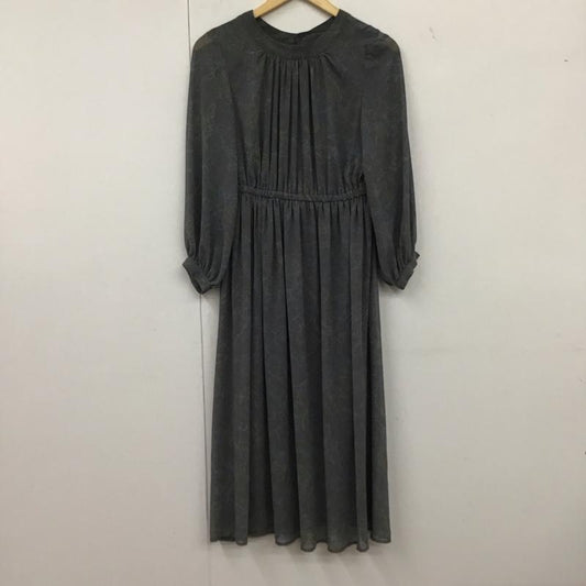 ミスティウーマン mysty woman ワンピース ロングスカート 長袖ロングワンピース フレアシャツワンピース ノーカラーシャツワンピース FREE プリント 灰 / グレー /  レディース USED 古着 中古 10135213