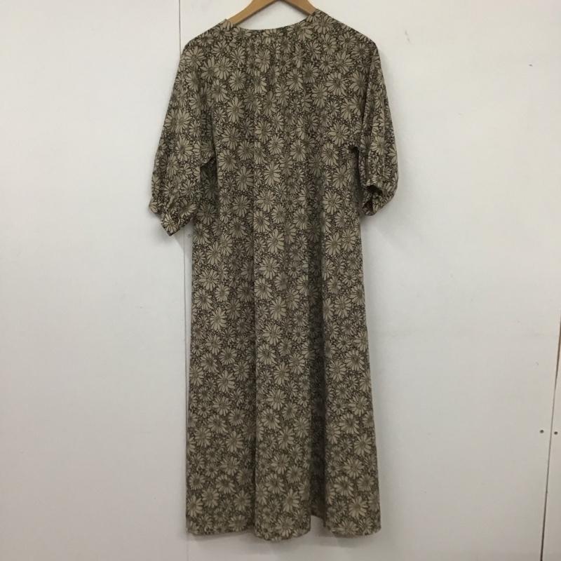 アイテムズ アーバンリサーチ ITEMS URBAN RESEARCH ワンピース ロングスカート it25-26b006 2022SS 花柄ラグランハーフスリーブワンピース ロングワンピース FREE プリント 茶 / ブラウン / X 黒 / ブラック /  レディース USED 古着 中古 10135214