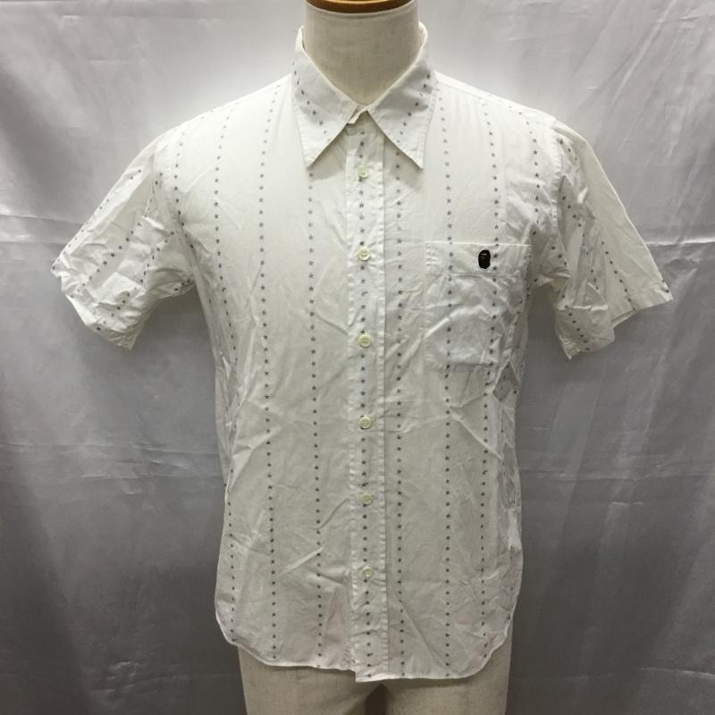 アベイシングエイプ A BATHING APE シャツ、ブラウス 半袖 S 星 白 / ホワイト /  メンズ USED 古着 中古 10113425