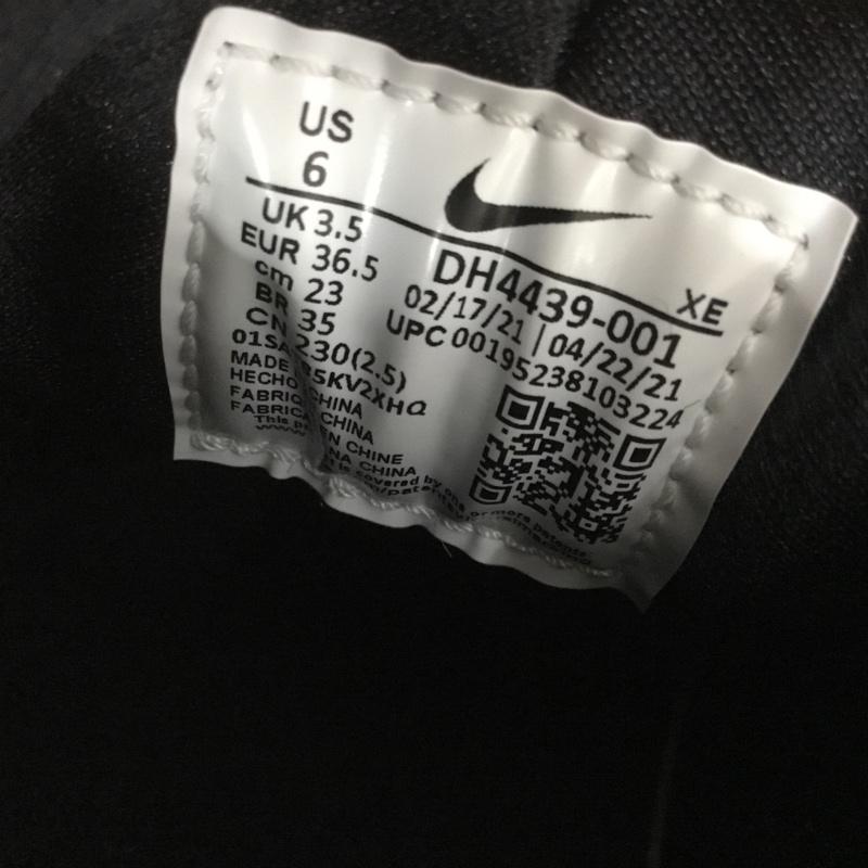 ナイキ NIKE スニーカー スニーカー DH4439-001 WMNS AIR HUARACHE エア ハラチ 23cm 23.0cm ロゴ、文字 黒 / ブラック /  レディース USED 古着 中古 10141550