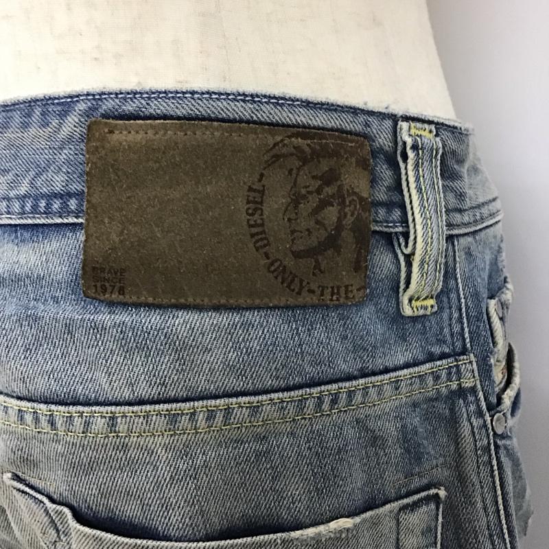 ディーゼル DIESEL パンツ デニム、ジーンズ デニムパンツ ワーカージーンズ カジュアルパンツ ストレートパンツ 32インチ 無地 インディゴ / インディゴ /  メンズ USED 古着 中古 10112066