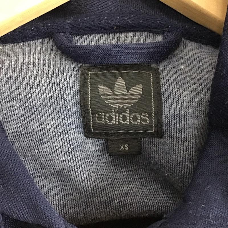 アディダス adidas パーカー 長袖 E98657 トラックジャージ フーディー XS ロゴ、文字 紺 / ネイビー /  メンズ USED 古着 中古 10123222