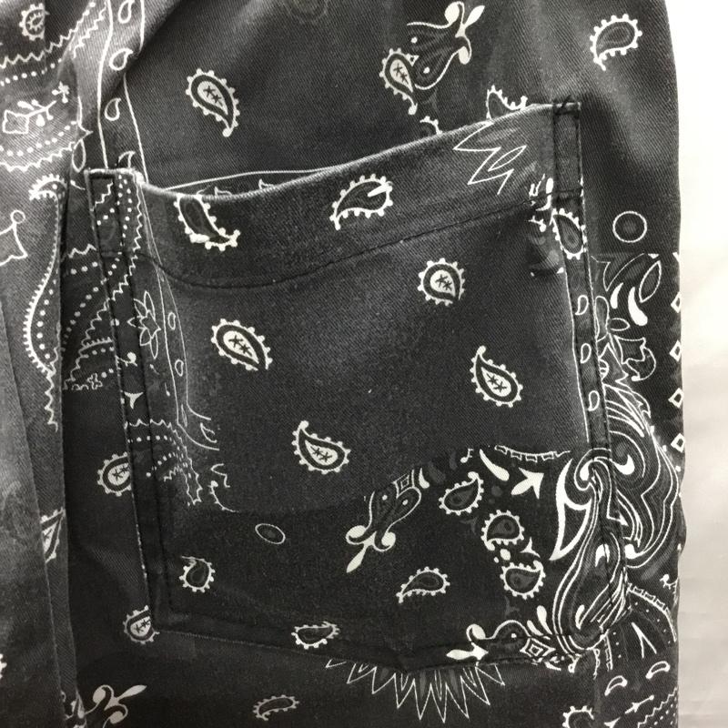 フリークスストア FREAK S STORE パンツ ワークパンツ、ペインターパンツ ワークパンツ ワイドパンツ カジュアルパンツ 総柄 40 プリント 黒 / ブラック / X 白 / ホワイト /  メンズ USED 古着 中古 10120076