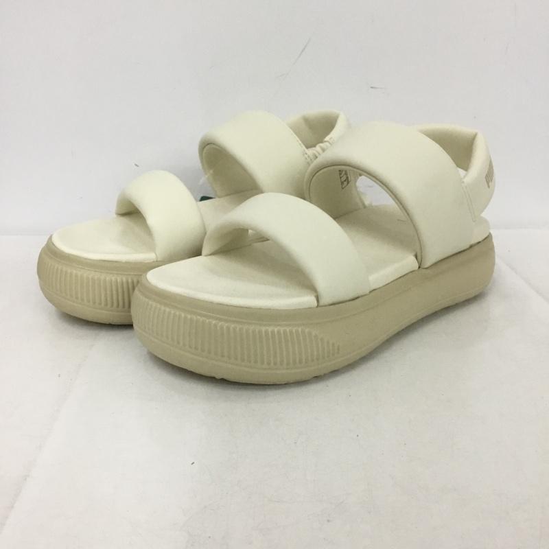 プーマ PUMA サンダル サンダル CFB-0325 MAYU PUFFY 23cm 厚底 タグ付き 23.0cm ロゴ、文字 アイボリー / アイボリー /  レディース USED 古着 中古 10151183