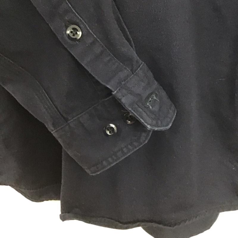 カーハート Carhartt シャツ、ブラウス 長袖 長袖シャツ 無地シャツ カラーシャツ ボタンダウンシャツ M ロゴ、文字 紺 / ネイビー /  メンズ USED 古着 中古 10148304