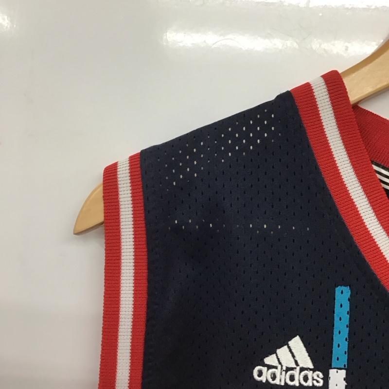 アディダス adidas タンクトップ タンクトップ タンクトップ ノースリーブカットソー Vネック スポーツウェア XXL ロゴ、文字 紺 / ネイビー /  メンズ USED 古着 中古 10142608