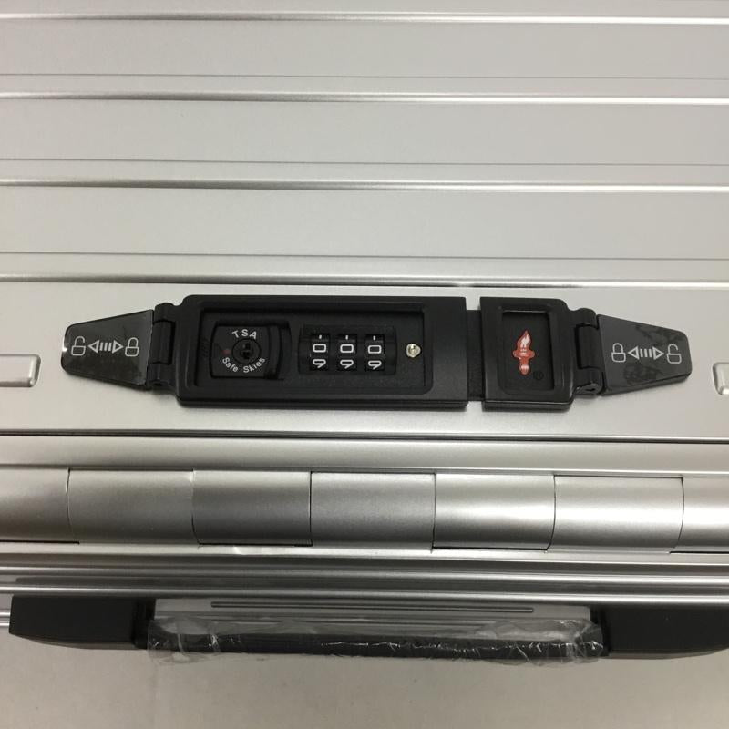 アンドフラット &.FLAT スーツケース、トランク スーツケース、トランク FL14-4-00001 折りたたみ ハードキャリーバッグ キャリーケース 箱有 ロゴ、文字 銀 / シルバー /  メンズ USED 古着 中古 10137505