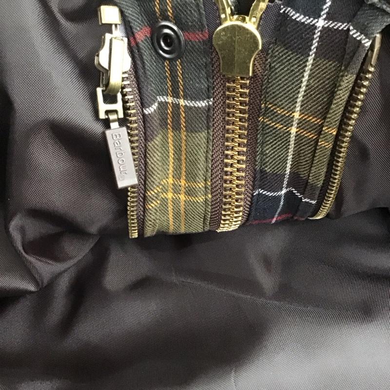 バーブァー Barbour ジャケット、上着 ジャンパー、ブルゾン mwx0010ol71 オイルドジャケット アウター カジュアルジャケット 無地 カーキ / カーキ /  メンズ USED 古着 中古 10144152