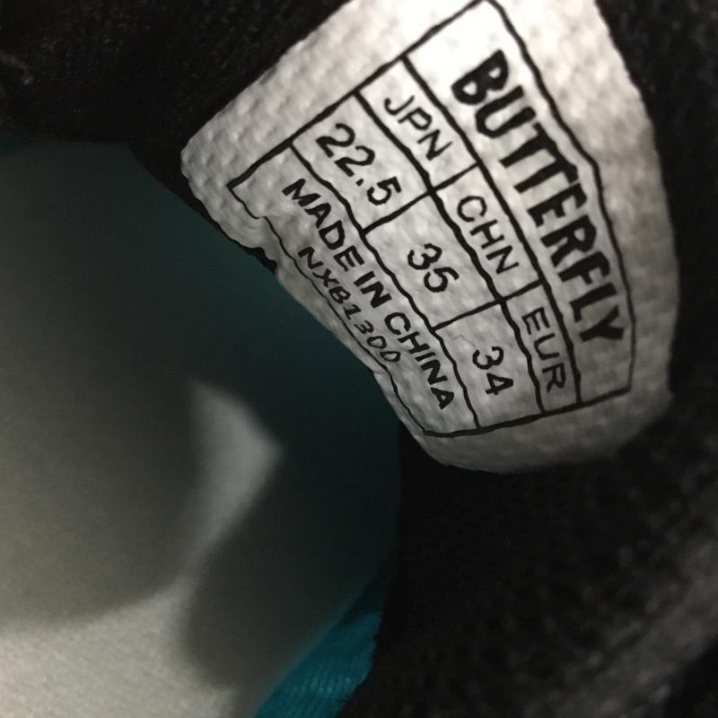 バタフライ BUTTERFLY スニーカー スニーカー NXB1300 93640 レゾライン サル 卓球シューズ 22.5cm 22.5cm ロゴ、文字 水色 / ライトブルー / X 黒 / ブラック /  レディース USED 古着 中古 10147917