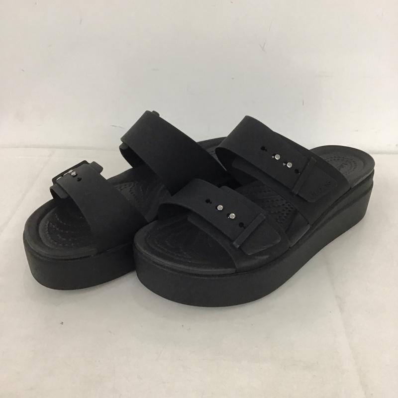 クロックス crocs サンダル サンダル ブルックリン サンダル ロー ウェッジ 7 ロゴ、文字 黒 / ブラック /  レディース USED 古着 中古 10141043